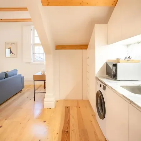 Cedofeita Art & Design Loft شقة